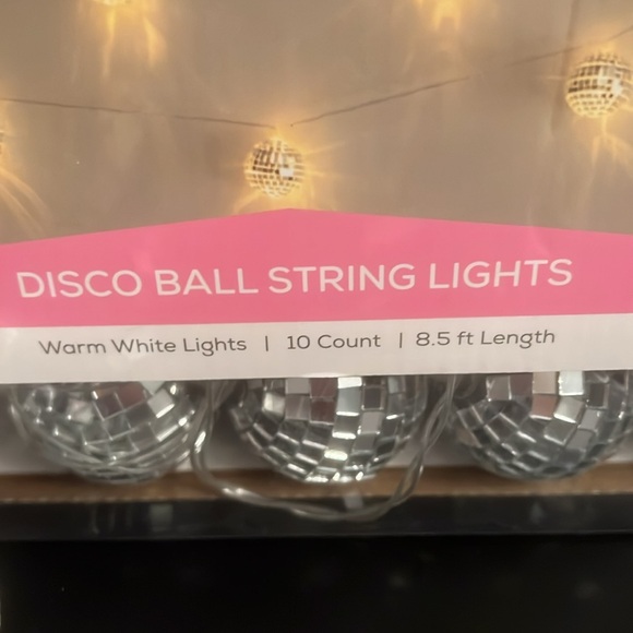 Disco assorted party decorations. - Picture 8 of 10